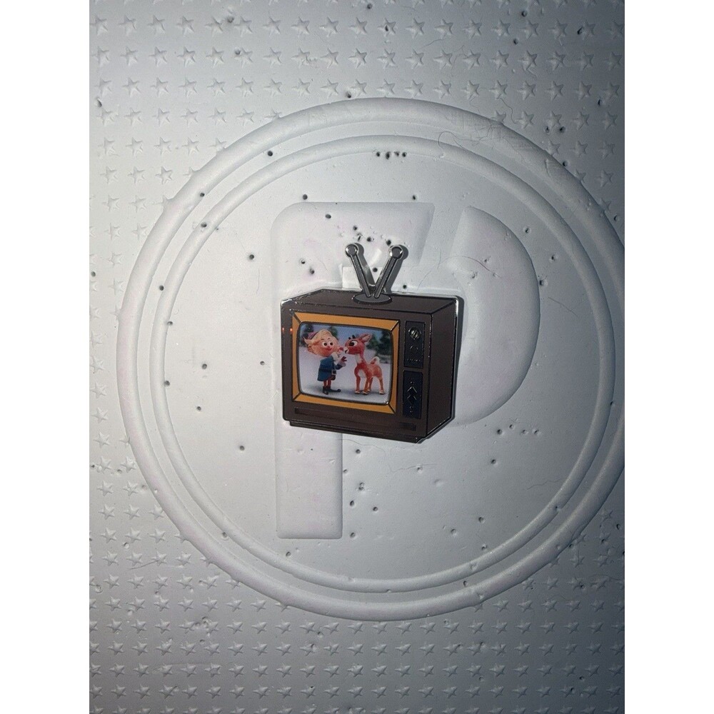 SeaWorld Trading Pin Rudolph and Hermey on TV Misfit Toys Lapel Pin